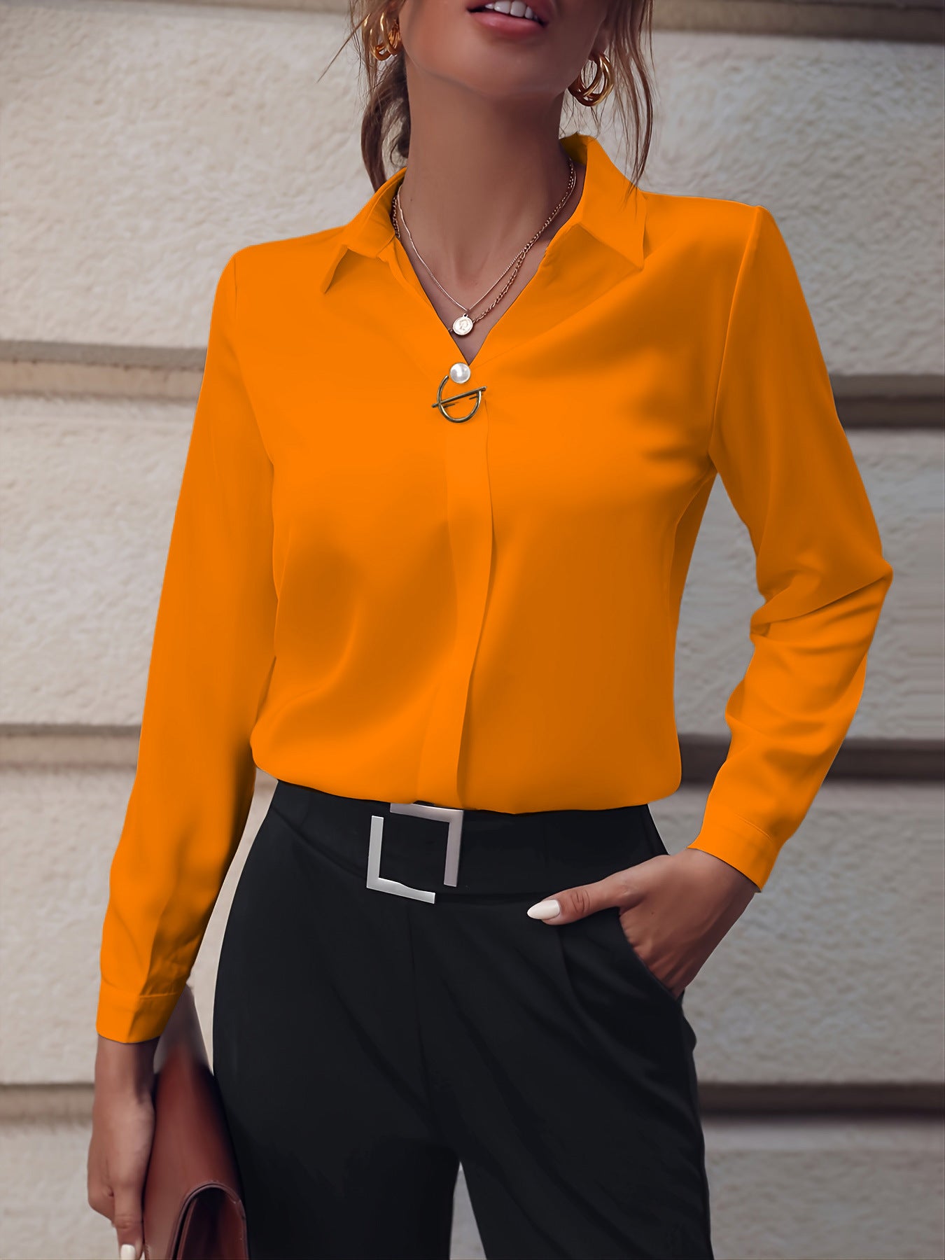 Women's Commuter Long Sleeve Shirt To Look Elegant and Comfortable